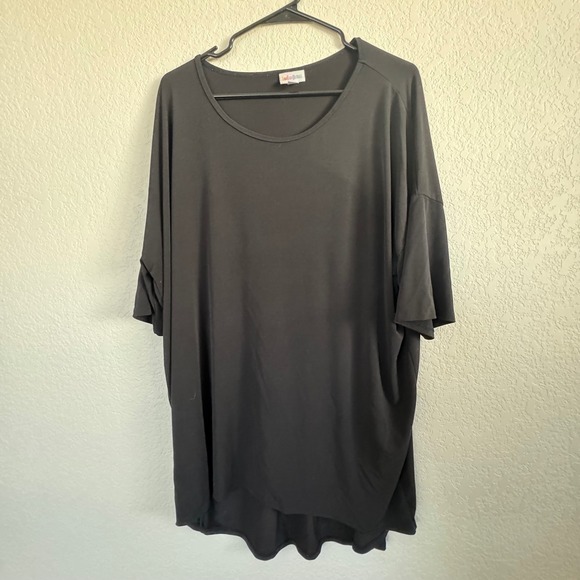 LuLaRoe Tops - LuLaRoe Irma Tunic Top Womens 2XL Black Short Sleeve High Low Scoop Neck Relaxed